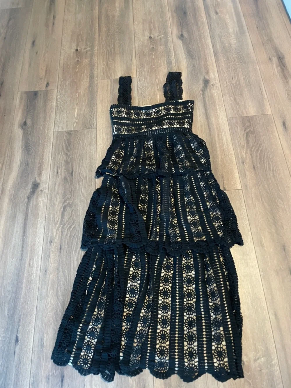 Saylor Krystyna Lace Midi Dress- size XS - Picture 8 of 8